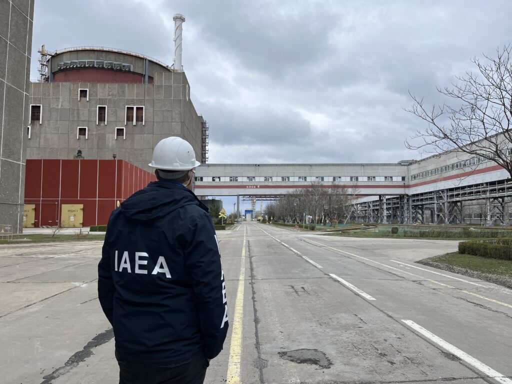 Observing: the IAEA Director General Rafael Mariano Grossi in Zaporizhzhya.